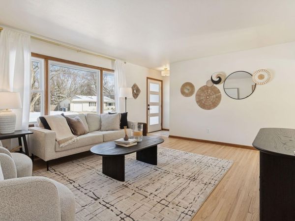 13413 Arthur Street W, Minnetonka, MN 55305