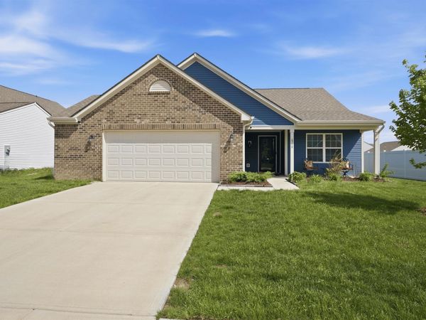 6758 Honeysuckle Way, Pendleton, IN 46064