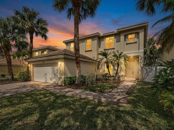 5002 Victoria Circle, West Palm Beach, FL 33409