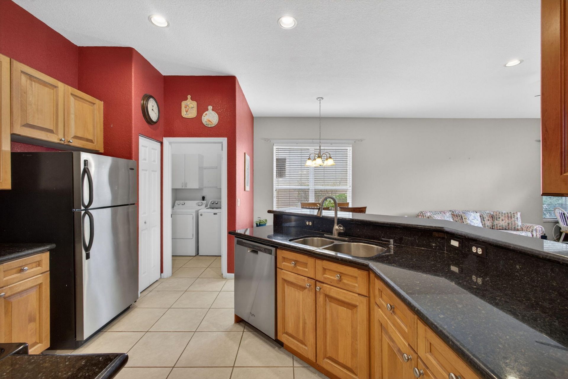 5002 Victoria Circle, West Palm Beach, FL 33409 Photo