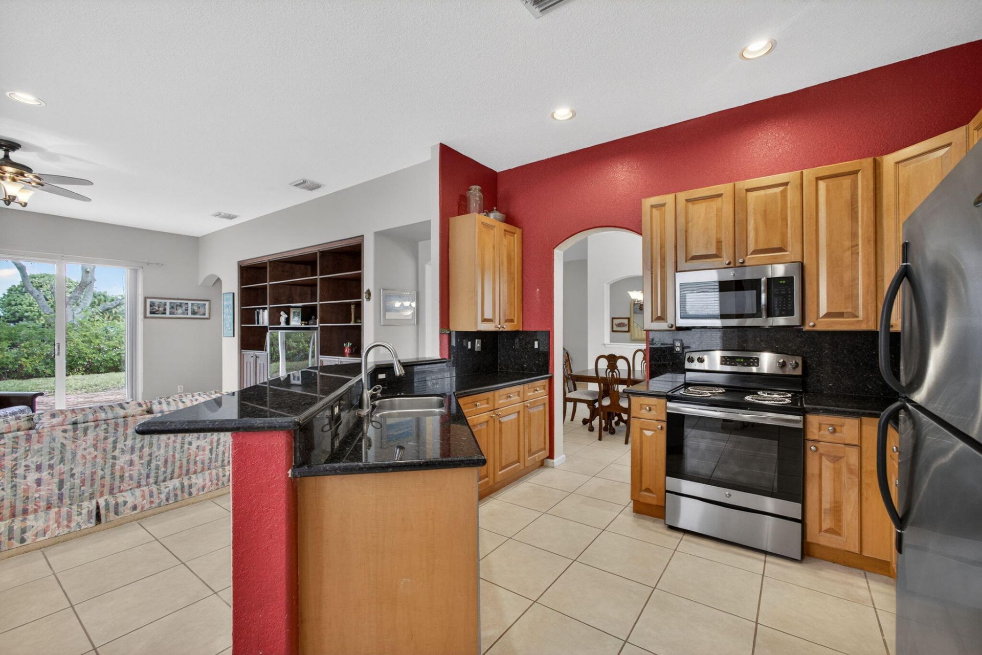 5002 Victoria Circle, West Palm Beach, FL 33409 Photo