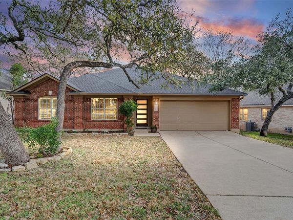 5708 Marchmont LN, Austin, TX 78749