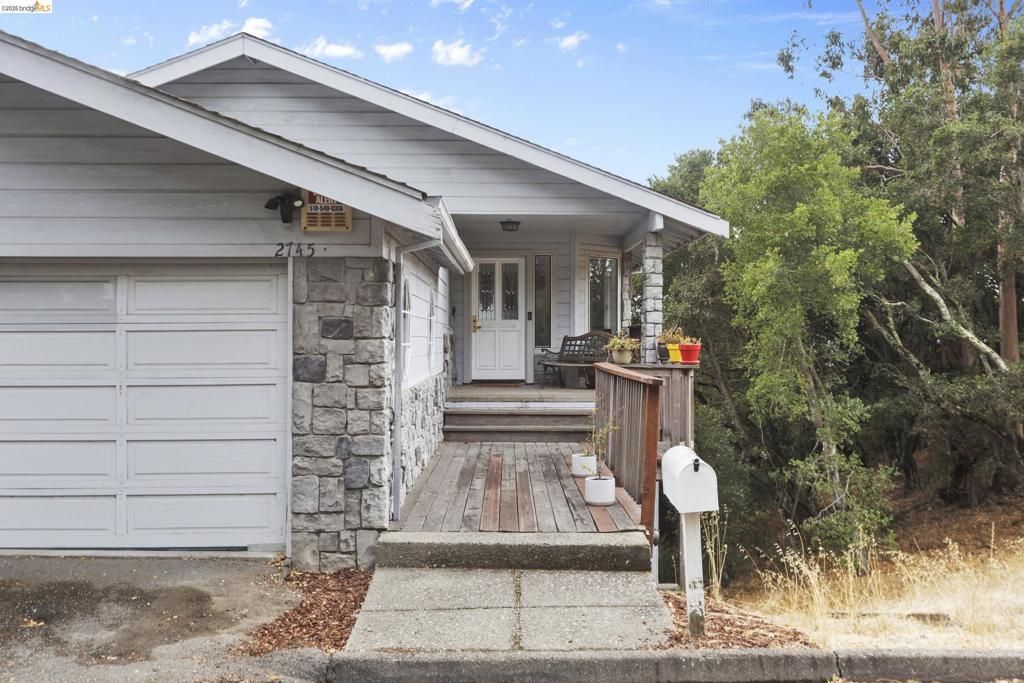 2745 2745 Butters Drive, Oakland, CA 94602 Main Photo