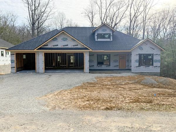 153 Natchez Circle, Crossville, TN 38558