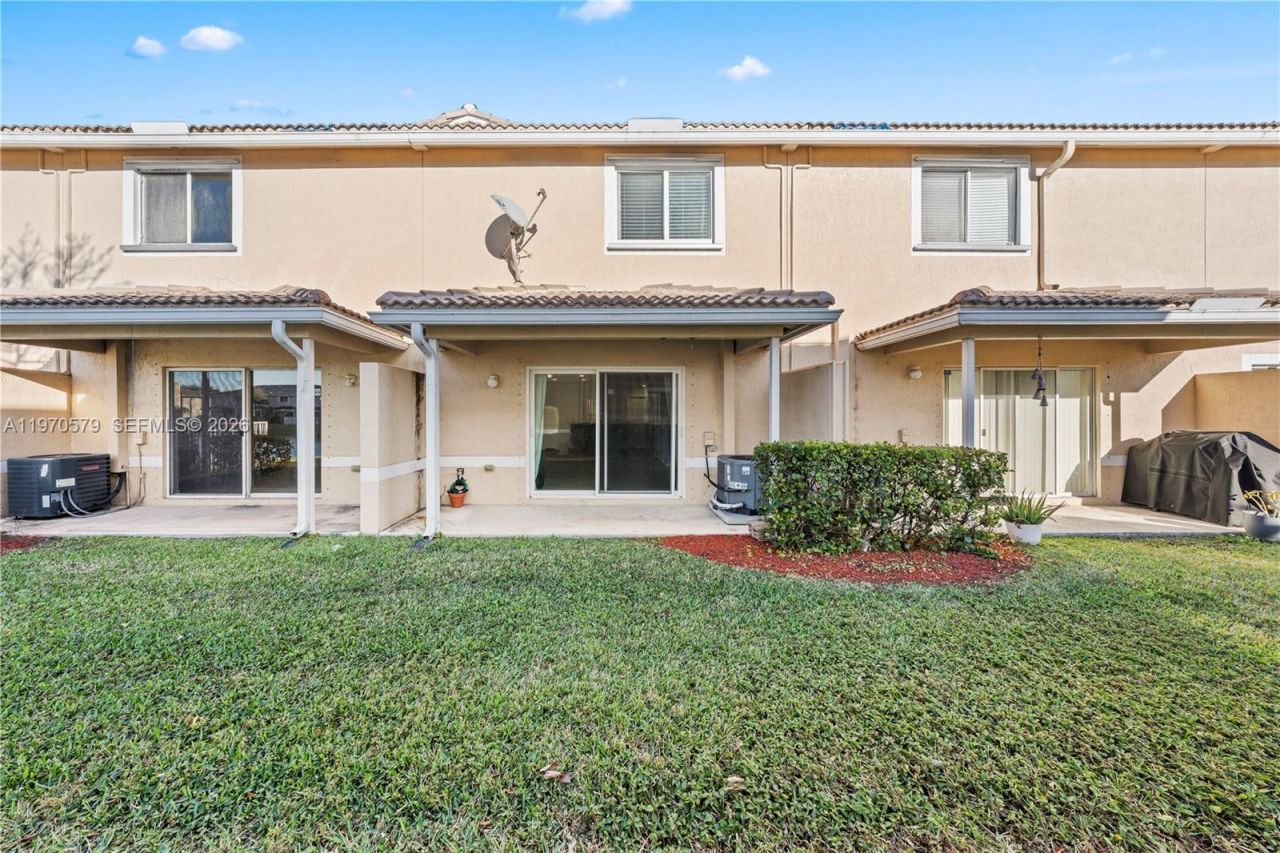 5905 Abbey Rd, Unit 5905, Tamarac, FL 33321 Photo