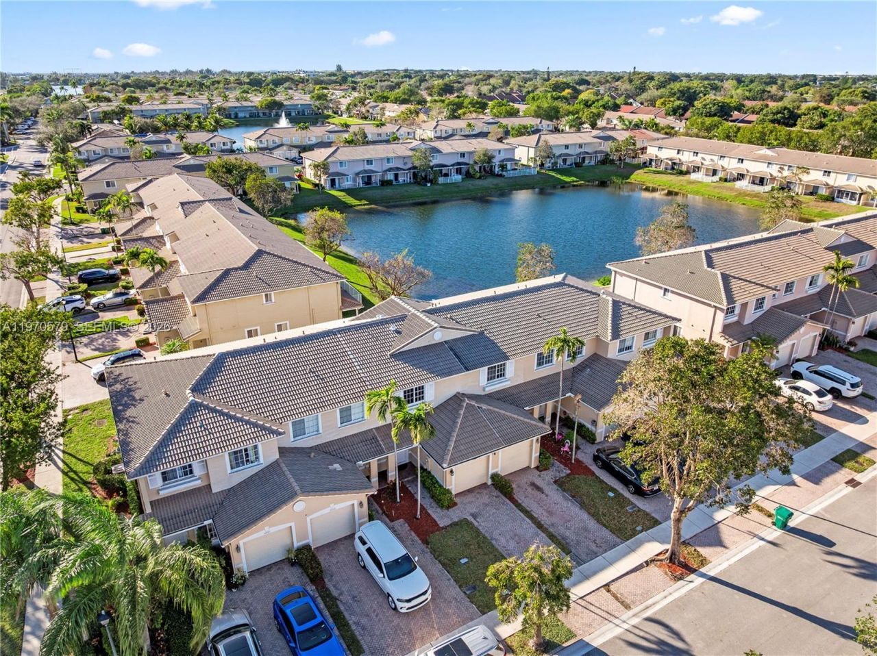 5905 Abbey Rd, Unit 5905, Tamarac, FL 33321 Photo