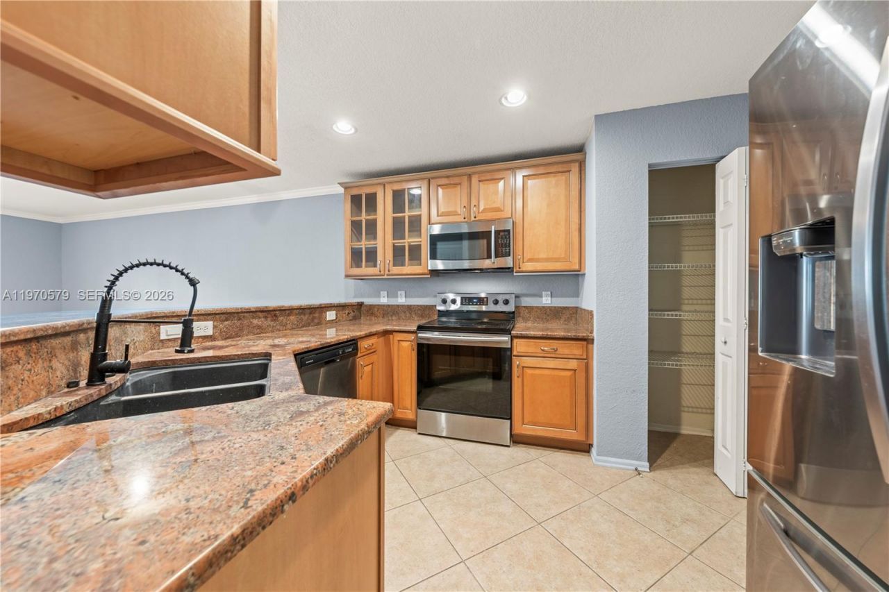 5905 Abbey Rd, Unit 5905, Tamarac, FL 33321 Photo