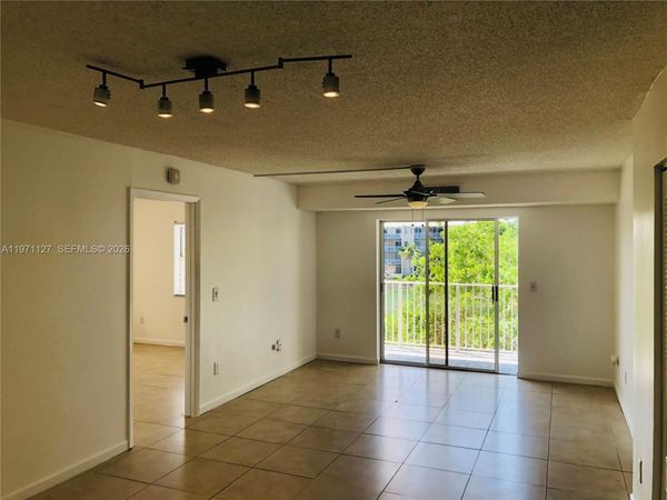 8260 SW 210th St, Unit 210, Cutler Bay, FL 33189