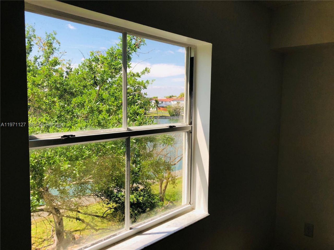 8260 SW 210th St, Unit 210, Cutler Bay, FL 33189 Photo