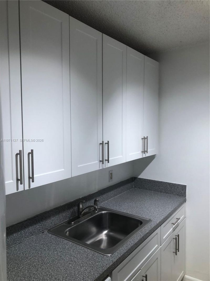 8260 SW 210th St , Unit 210, Cutler Bay, FL 33189 Photo