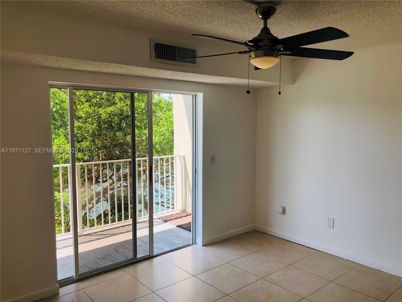 8260 SW 210th St, Unit 210, Cutler Bay, FL 33189 Photo