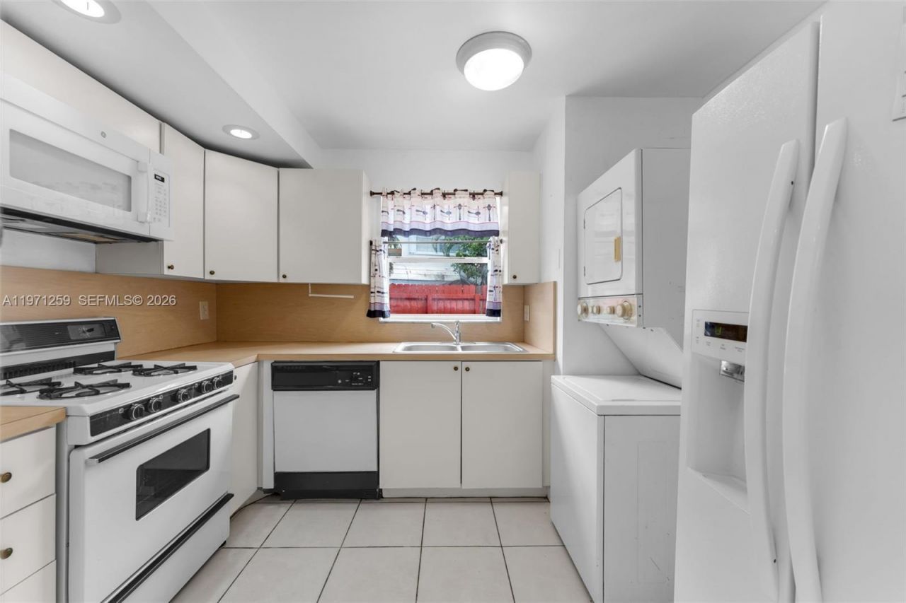 10915 SW 71st St, Miami, FL 33173 Photo