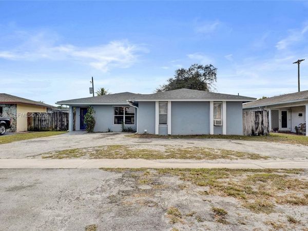 7570 Johnson St , Hollywood, FL 33024