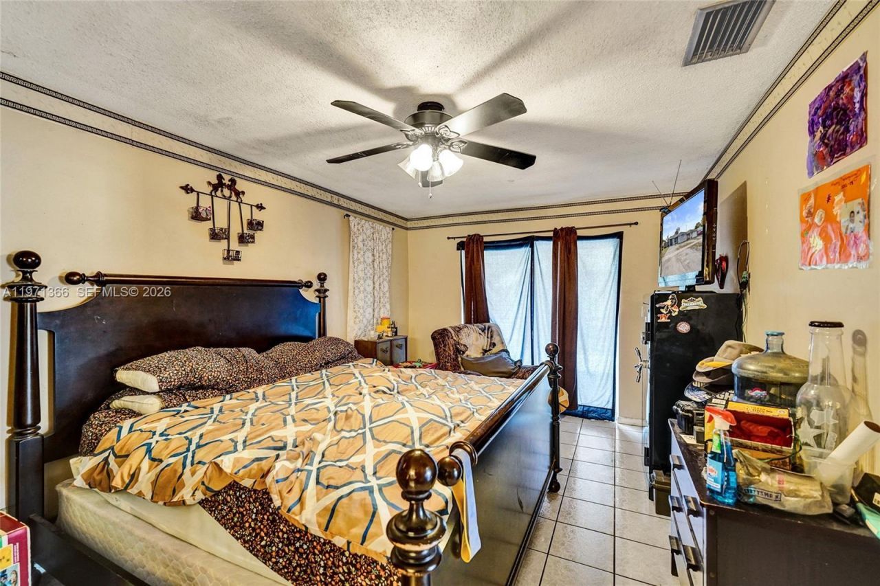 7570 Johnson St, Hollywood, FL 33024 Photo