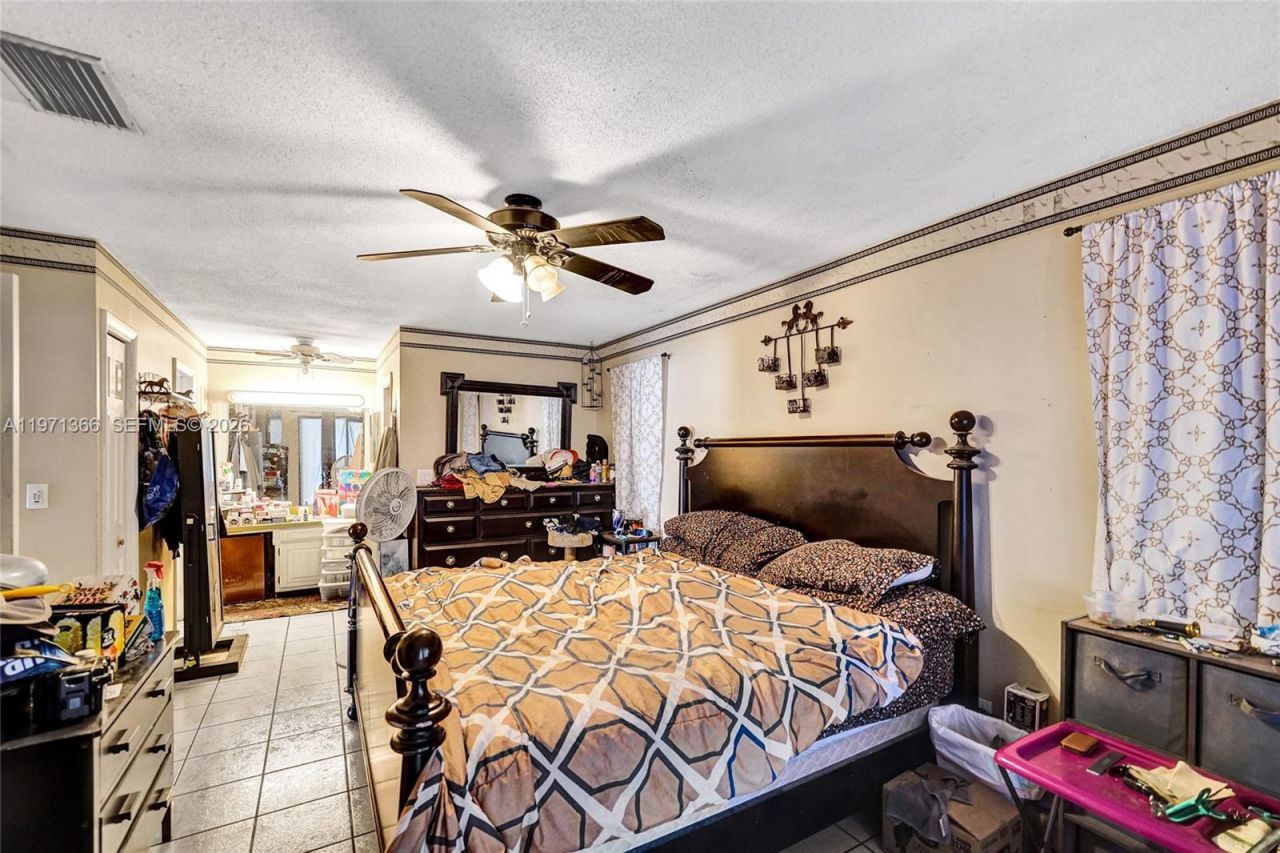 7570 Johnson St , Hollywood, FL 33024 Photo