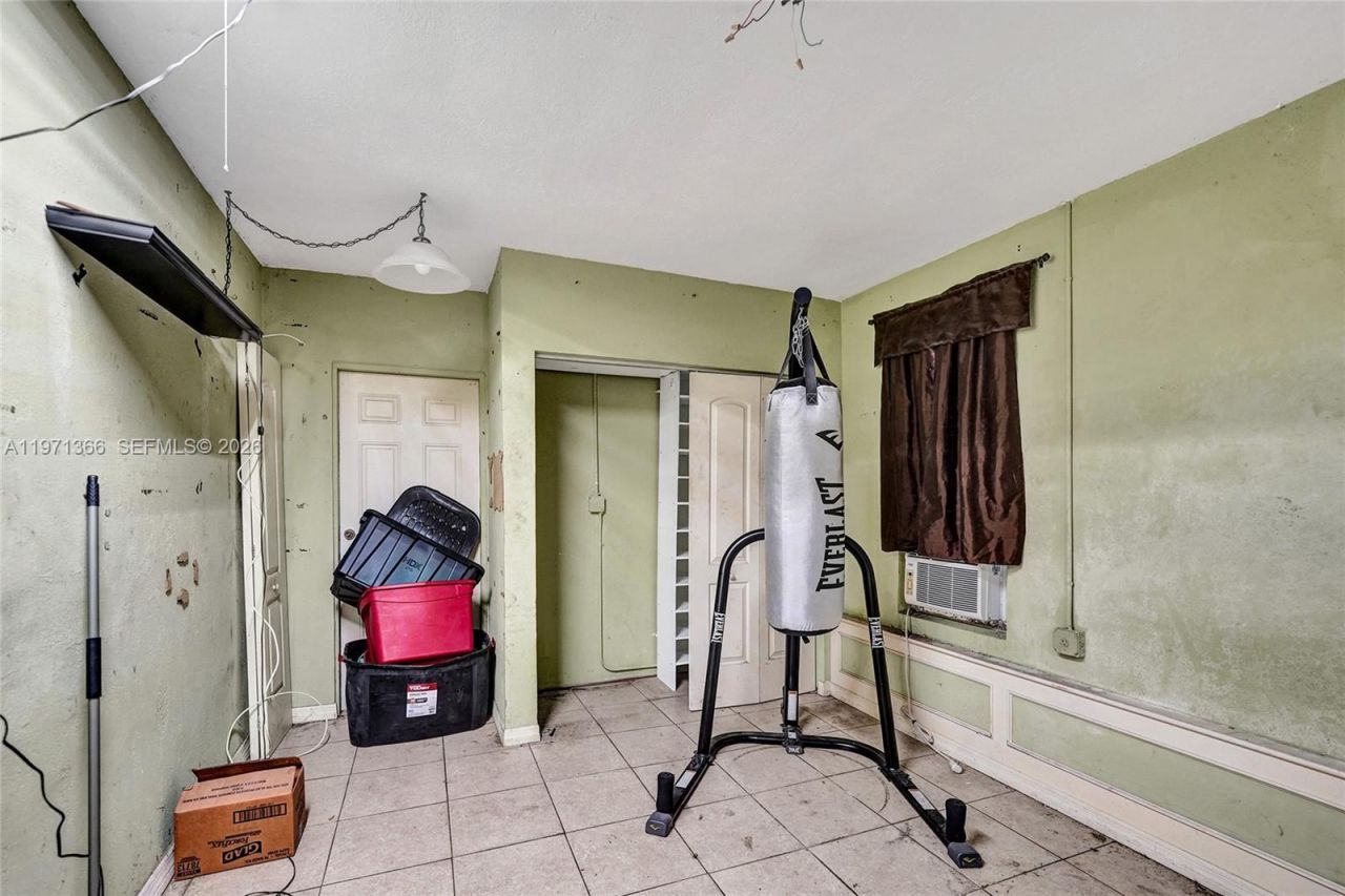 7570 Johnson St , Hollywood, FL 33024 Photo