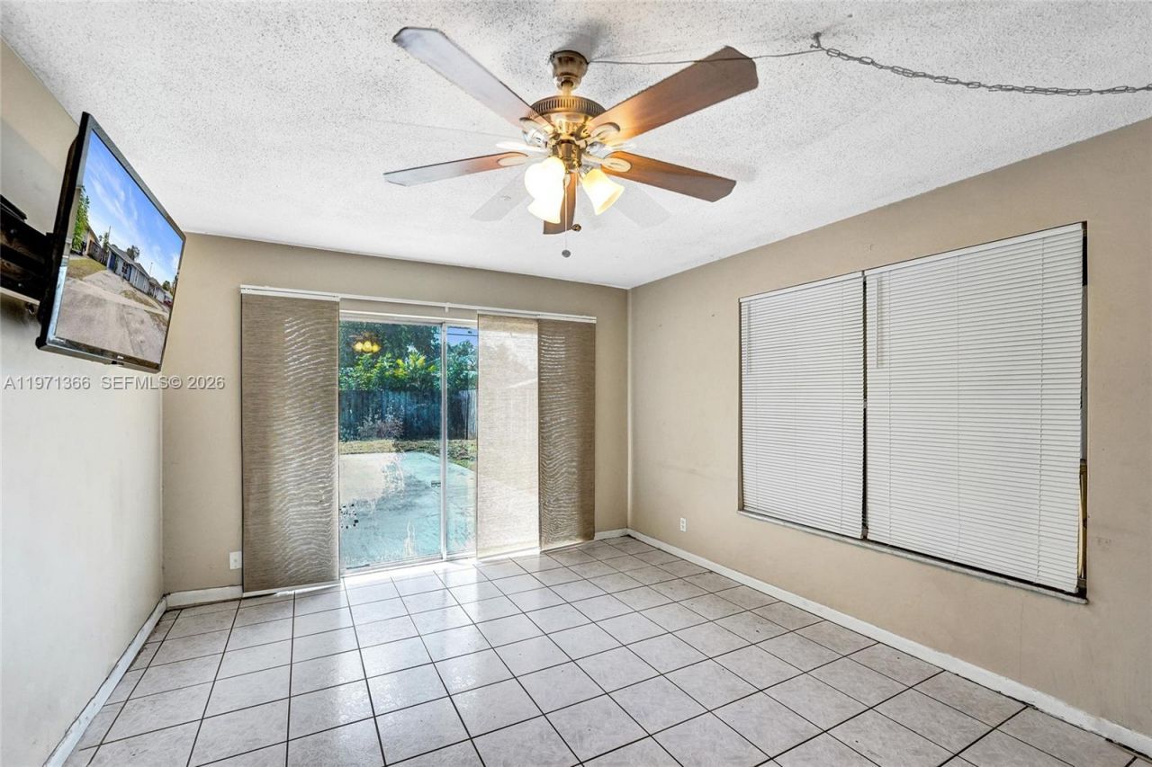 7570 Johnson St , Hollywood, FL 33024 Photo