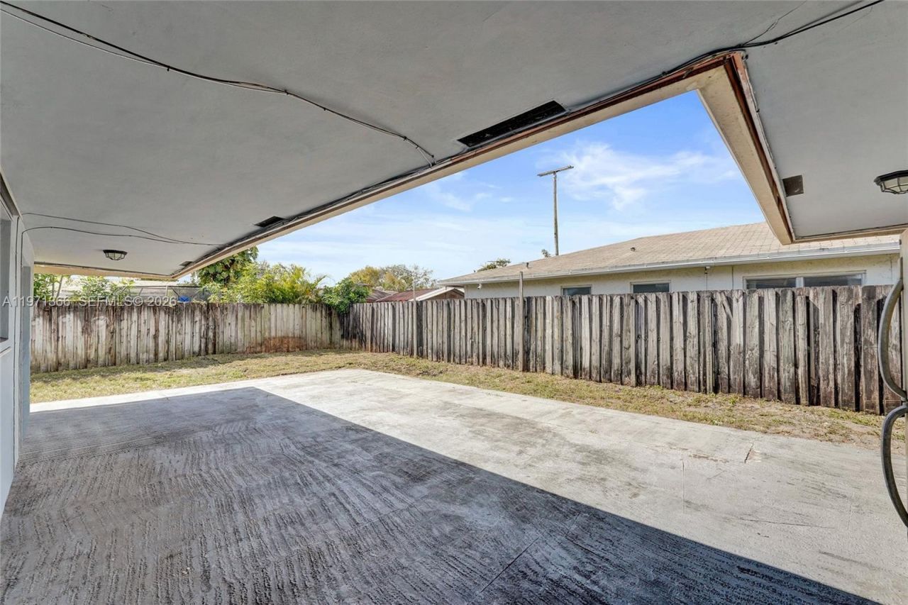 7570 Johnson St , Hollywood, FL 33024 Photo