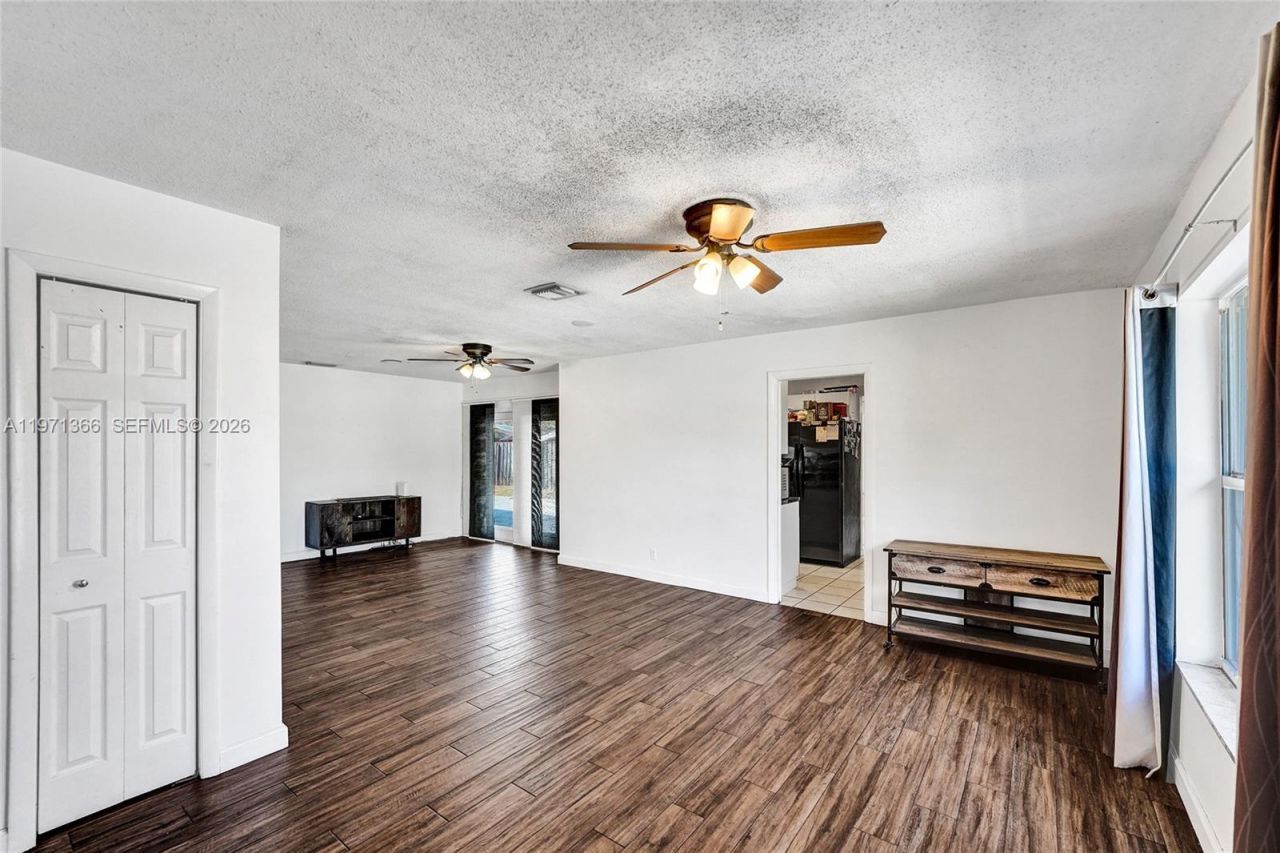 7570 Johnson St, Hollywood, FL 33024 Photo