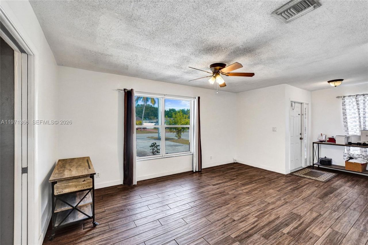 7570 Johnson St, Hollywood, FL 33024 Photo