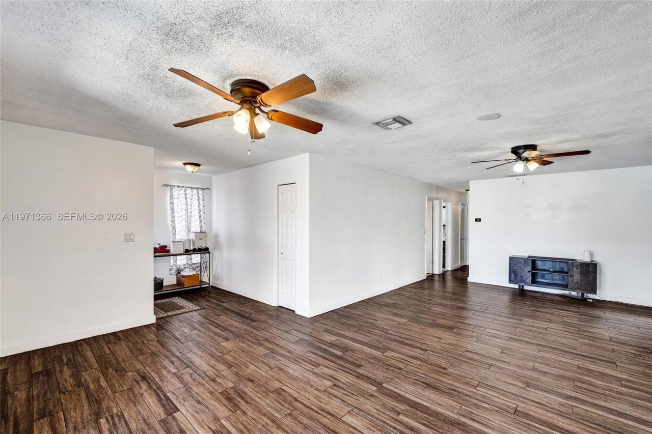 7570 Johnson St, Hollywood, FL 33024 Photo