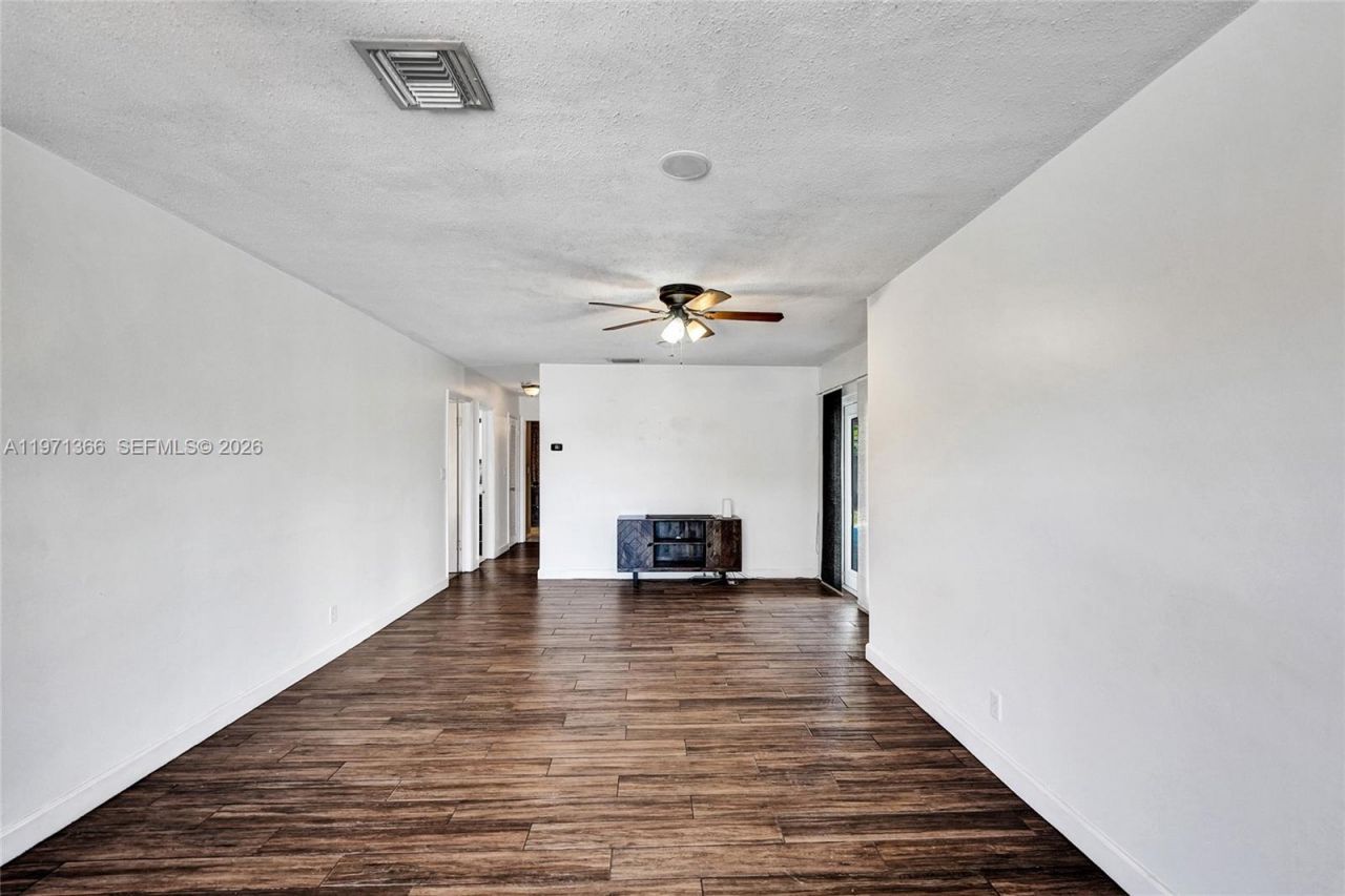 7570 Johnson St , Hollywood, FL 33024 Photo