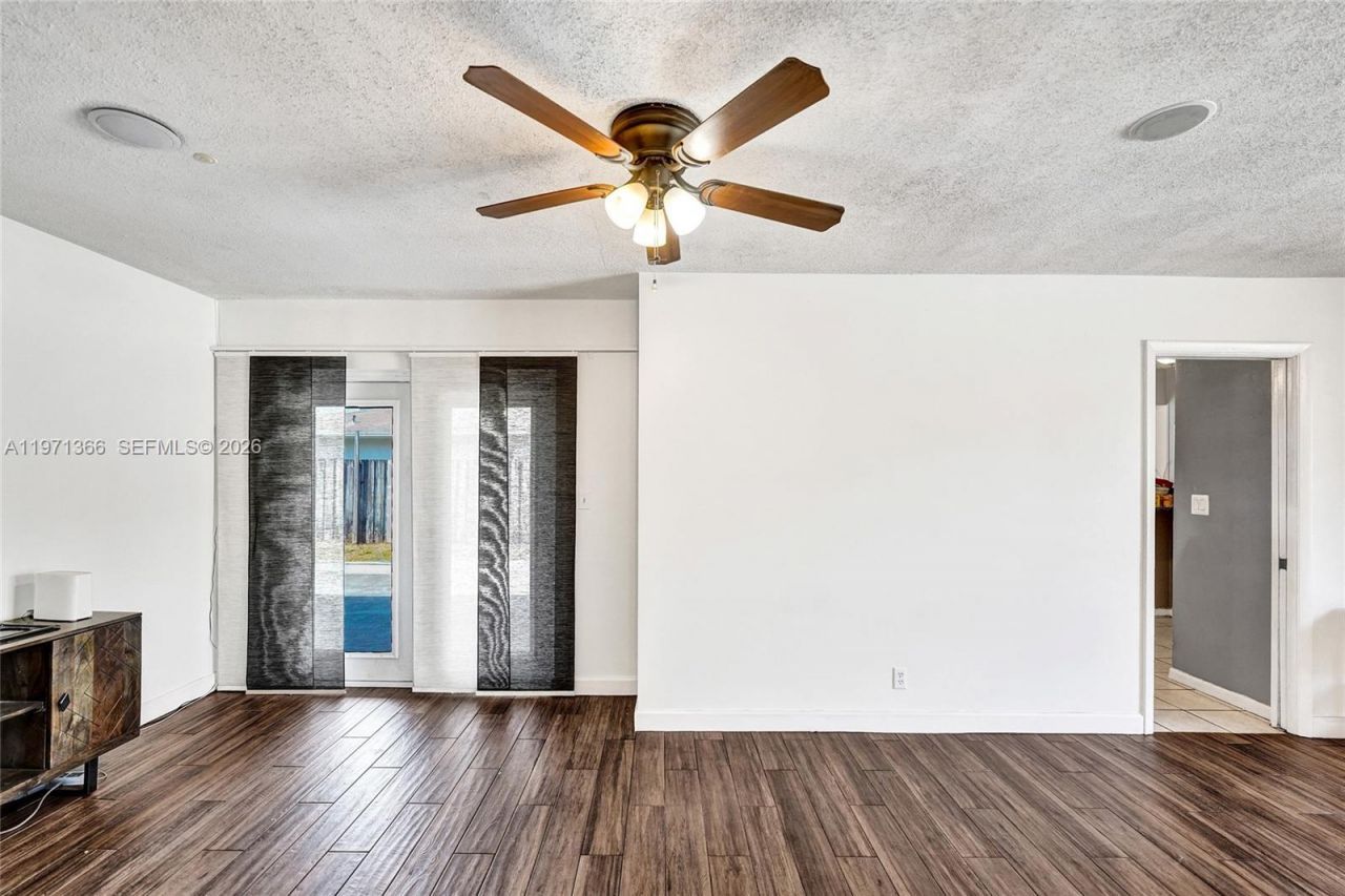 7570 Johnson St, Hollywood, FL 33024 Photo