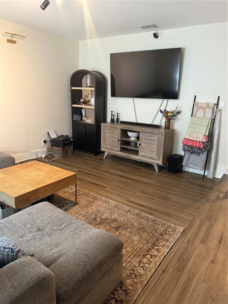 11155 NW 27th Pl, Sunrise, FL 33322 Photo