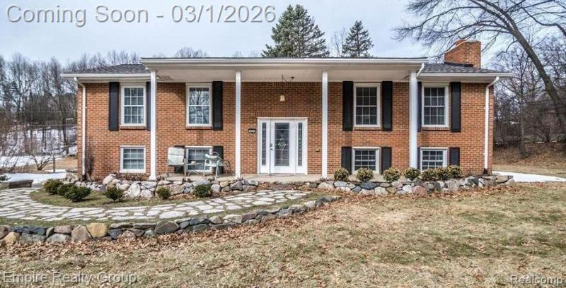 9225 Thendara Boulevard, Independence Township, MI 48348 Main Photo