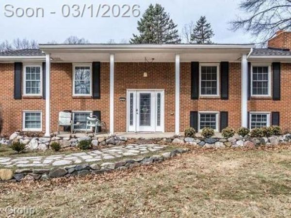 9225 Thendara Boulevard, Independence Twp, MI 48348