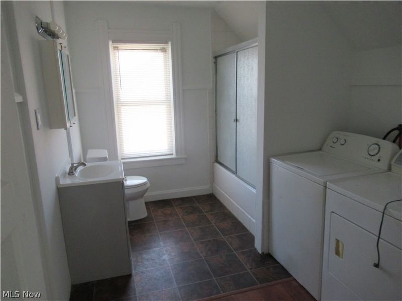 67 Woodrow, Bedford, OH 44146 Photo 6