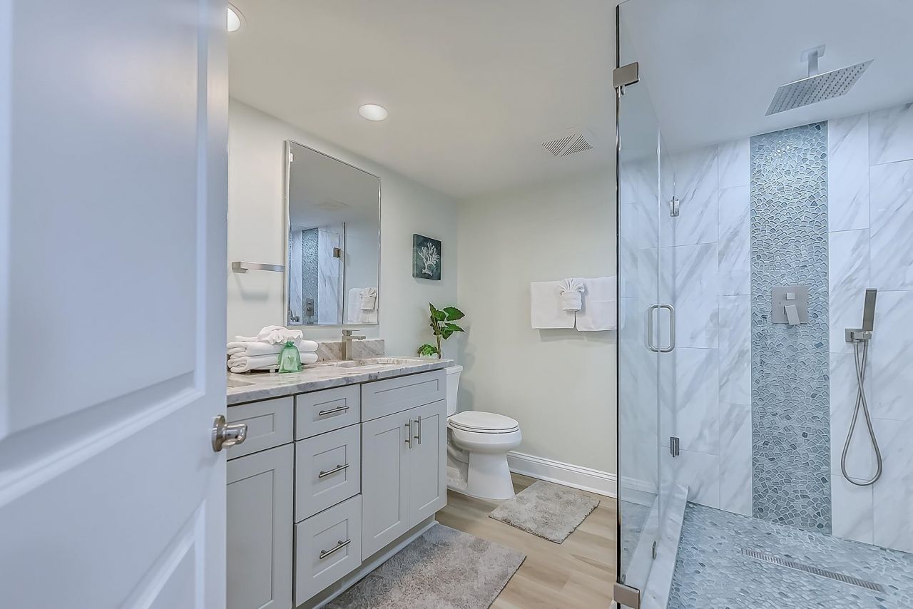 9650 Shore Dr.  Photo 26