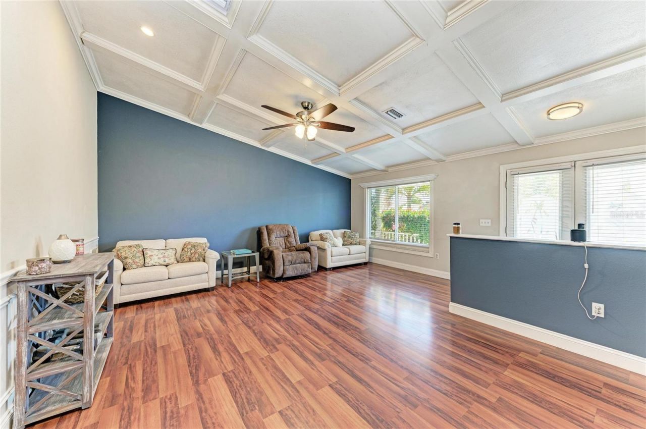 3810 39th Ave W, Bradenton, FL 34205 Photo