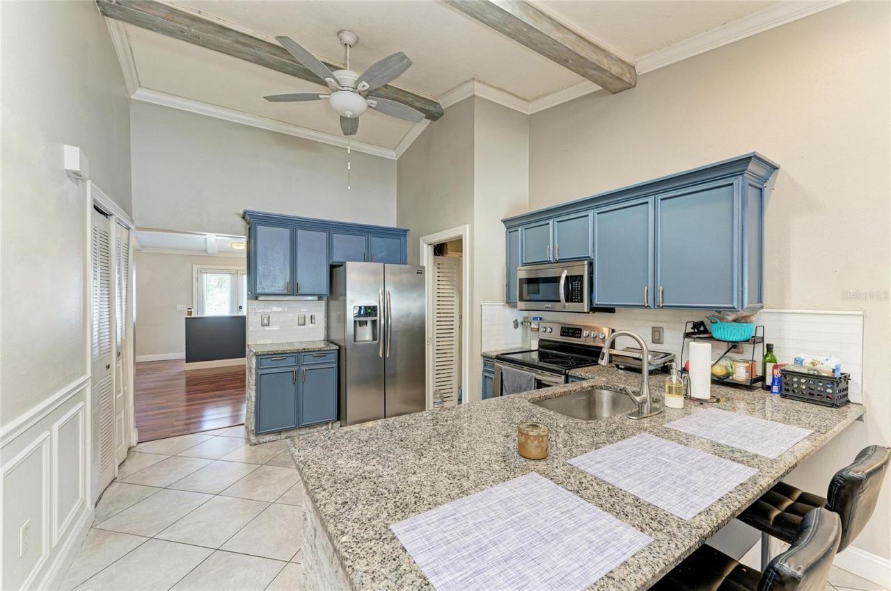 3810 39th Ave W, Bradenton, FL 34205 Photo