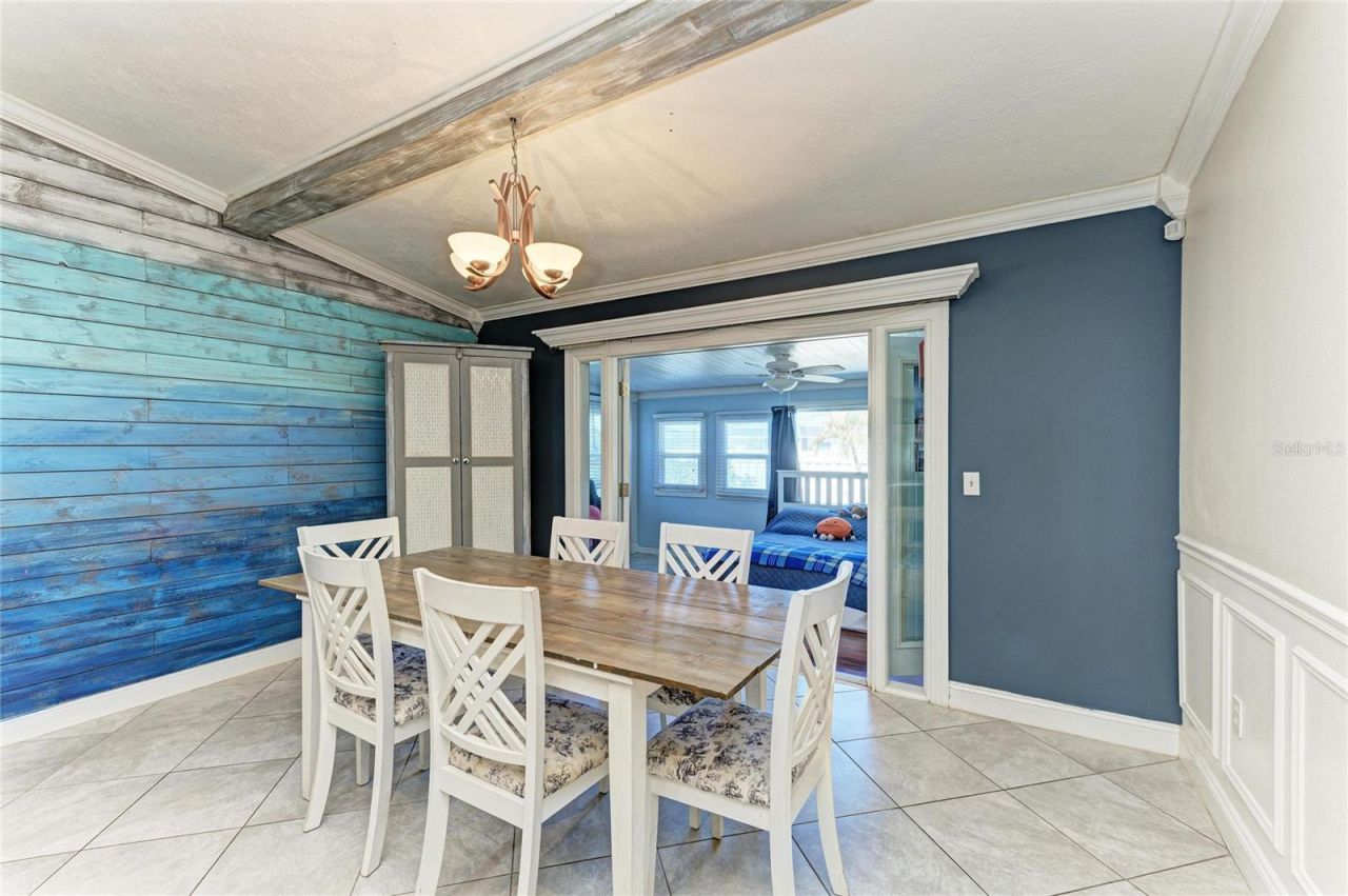 3810 39th Ave W, Bradenton, FL 34205 Photo