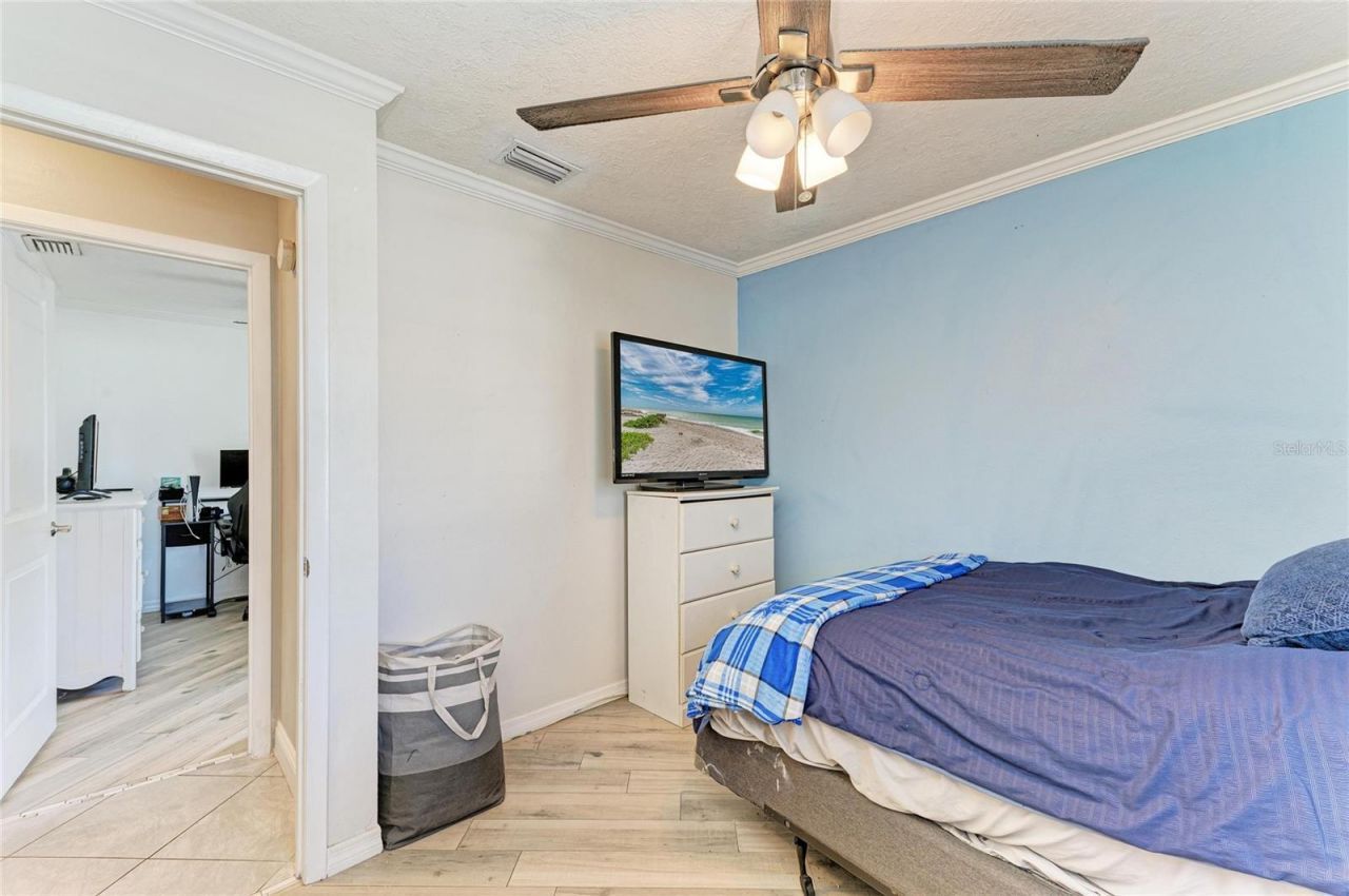 3810 39th Ave W, Bradenton, FL 34205 Photo