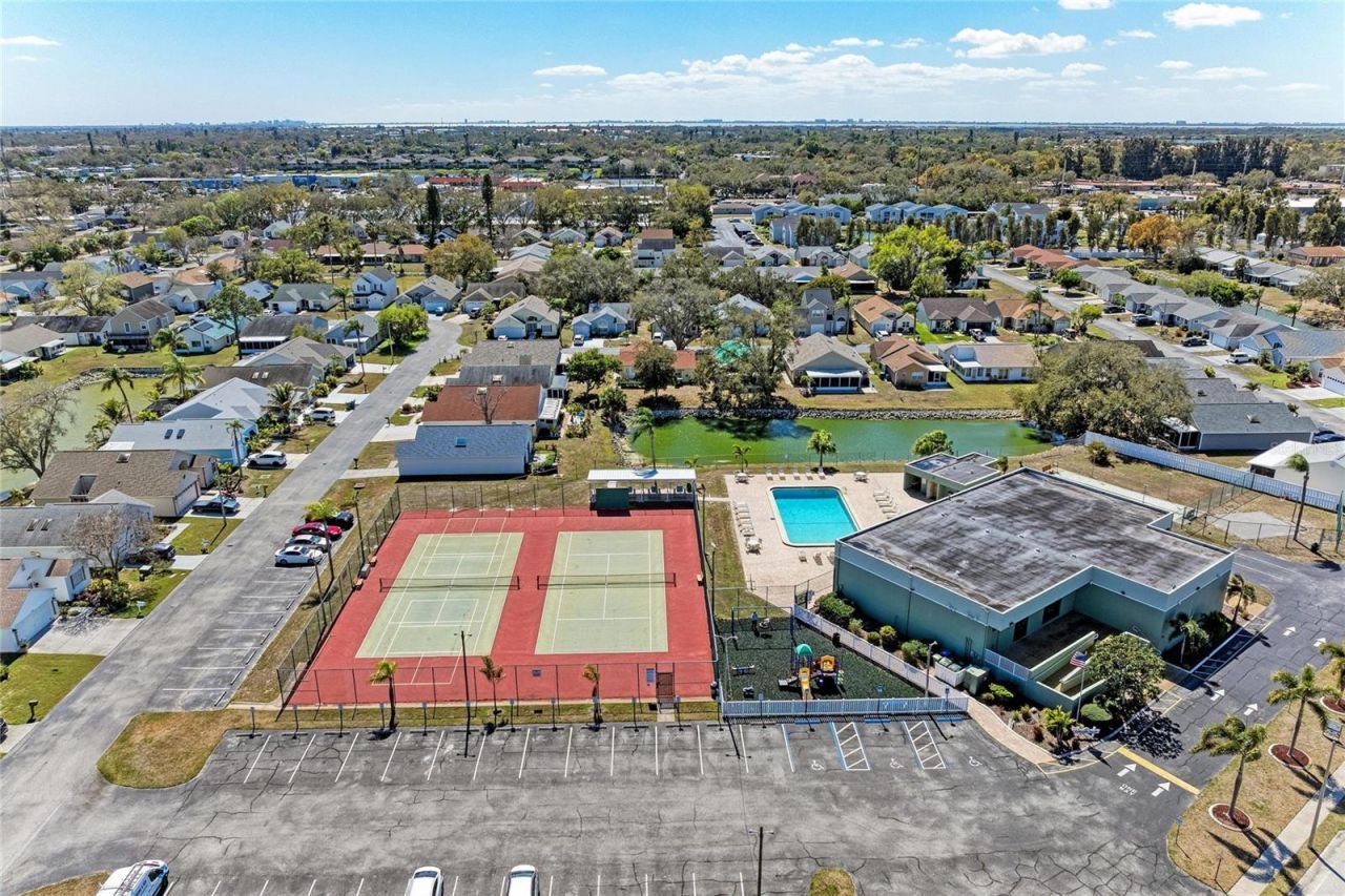 3810 39th Ave W, Bradenton, FL 34205 Photo