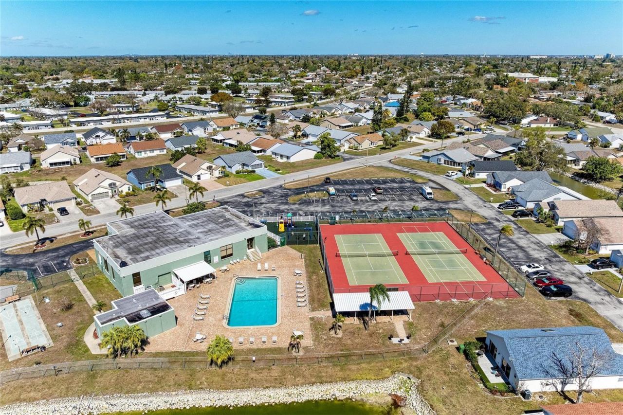 3810 39th Ave W, Bradenton, FL 34205 Photo