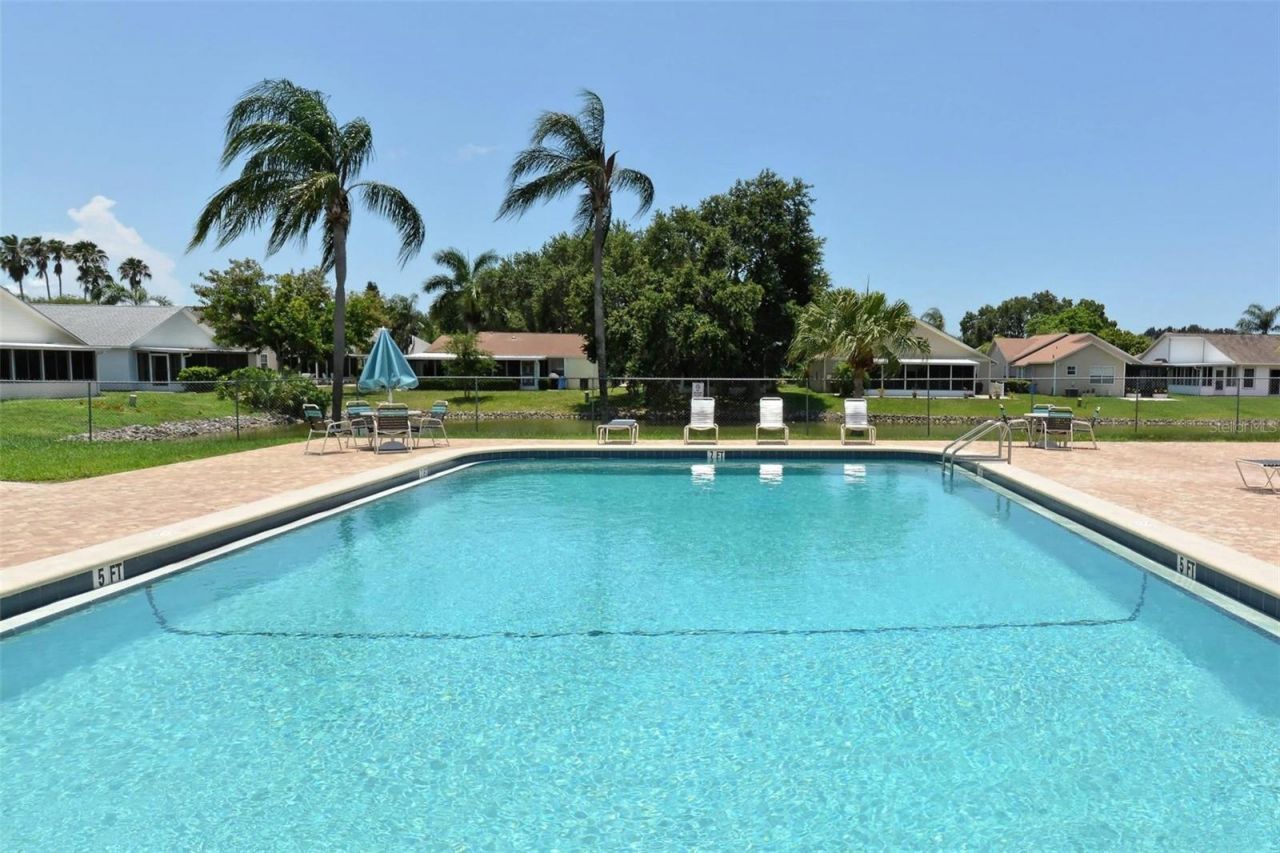 3810 39th Ave W, Bradenton, FL 34205 Photo