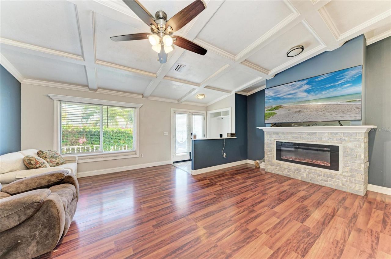 3810 39th Ave W, Bradenton, FL 34205 Photo