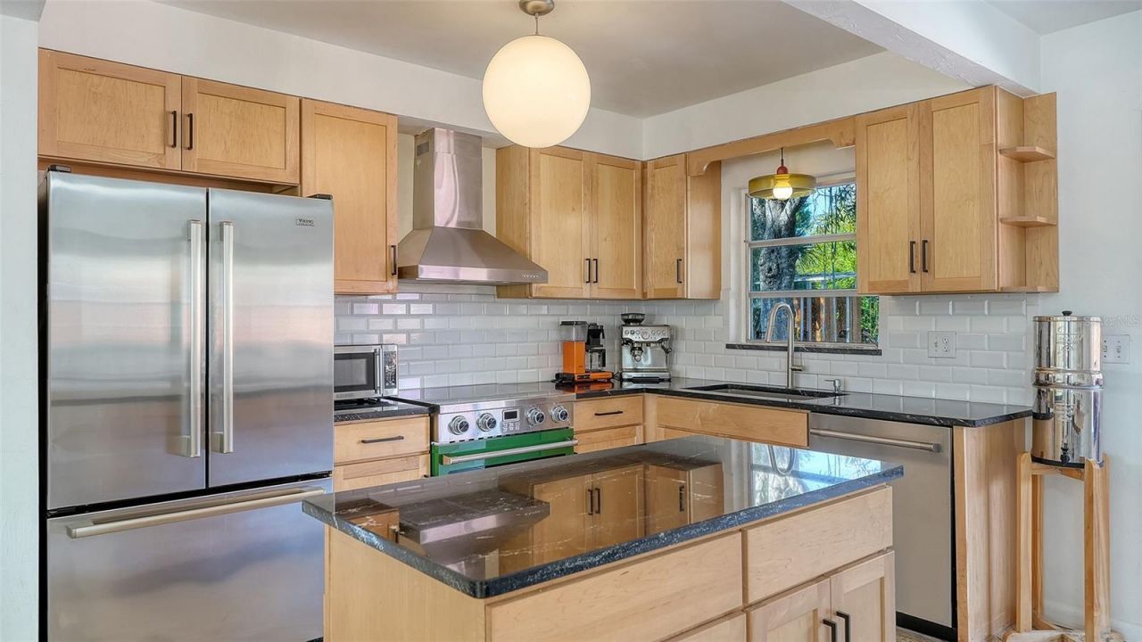 5019 Stevens Drive, Sarasota, FL 34234 Photo