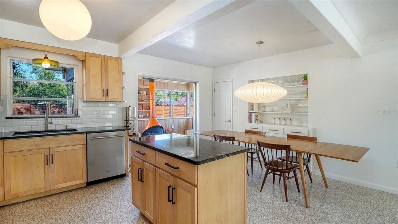 5019 Stevens Drive, Sarasota, FL 34234 Photo