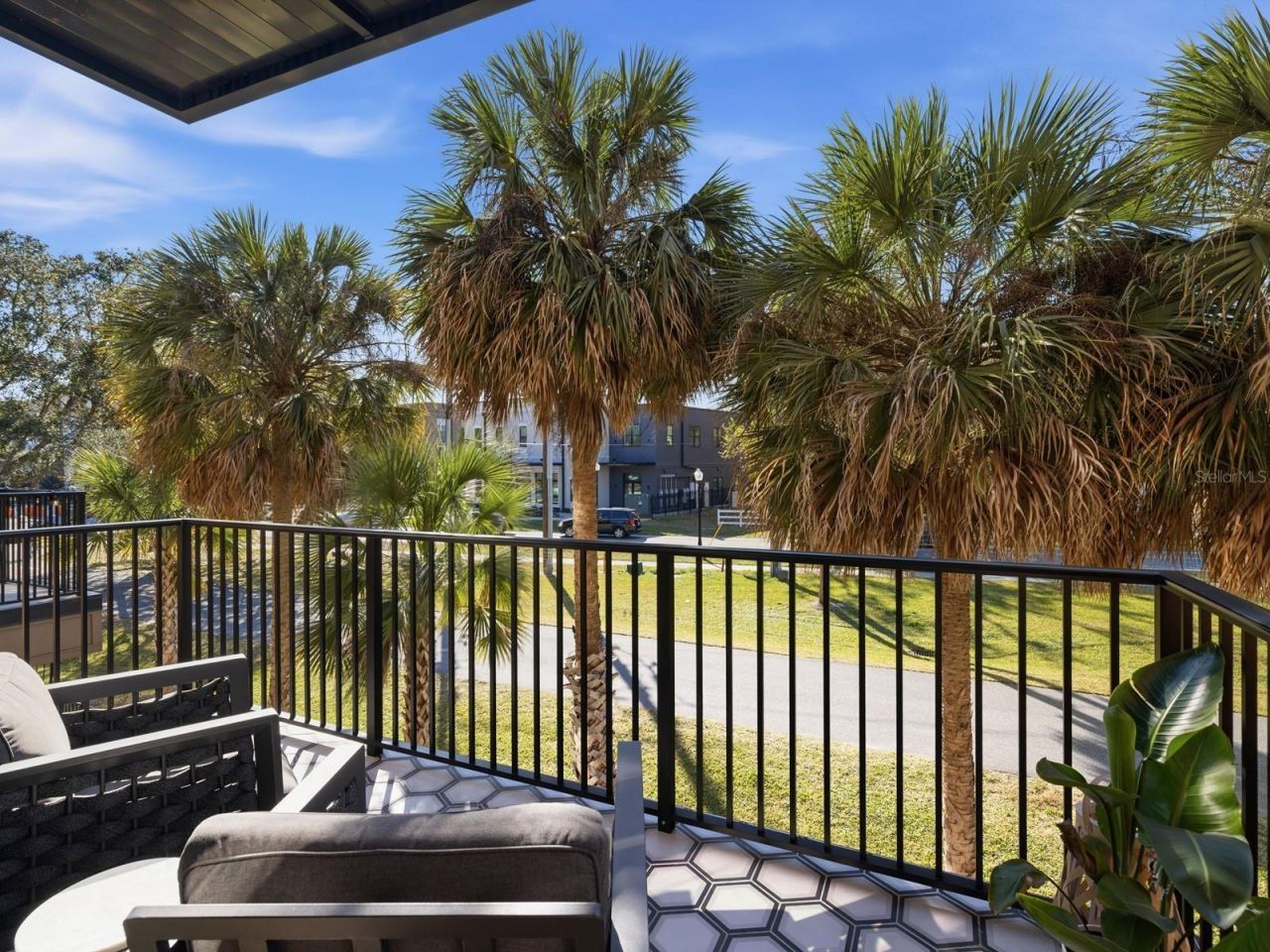 64 N Park Avenue, Winter Garden, FL 34787 Photo