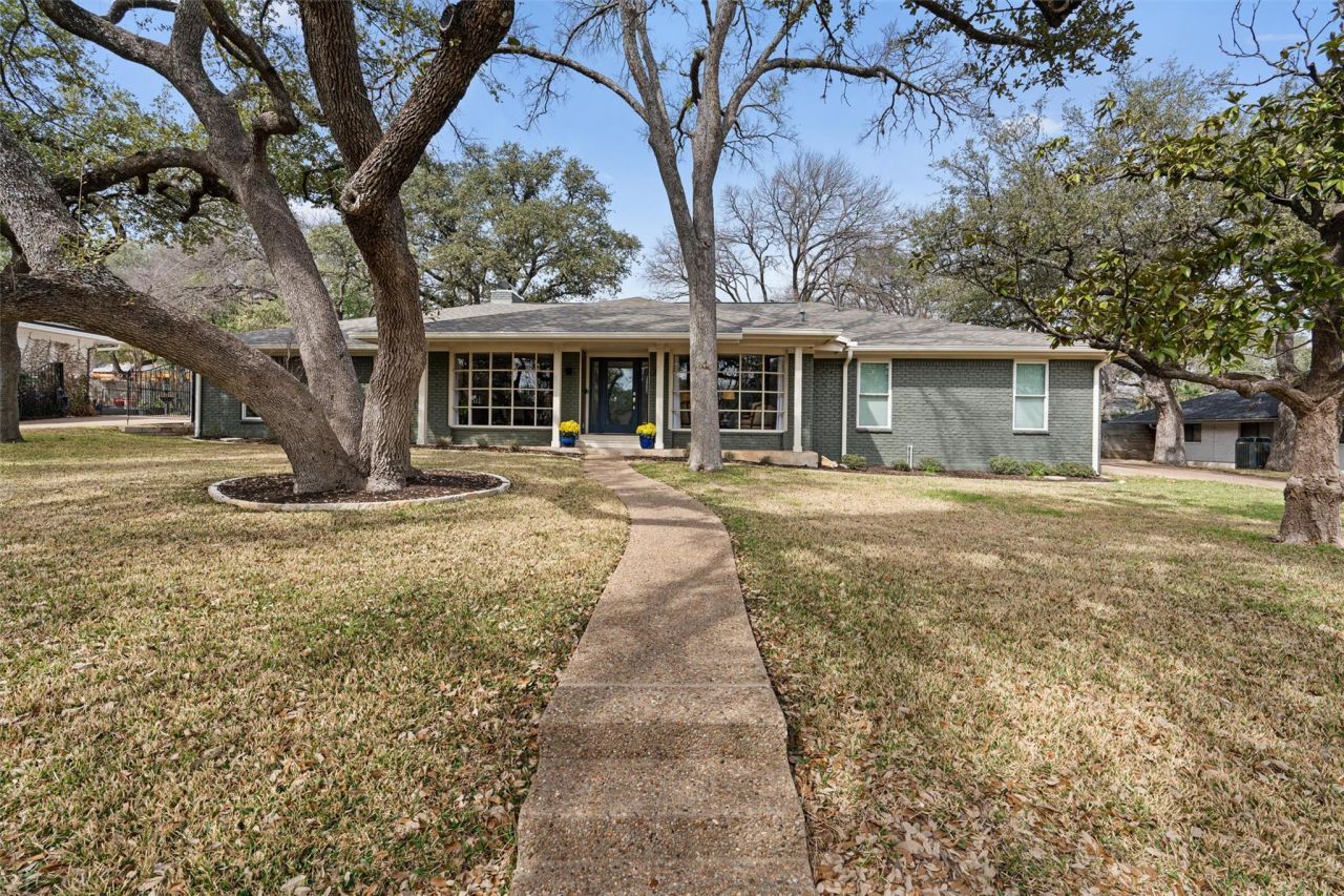 7800 Stoneywood Dr, Austin, TX 78731 Main Photo