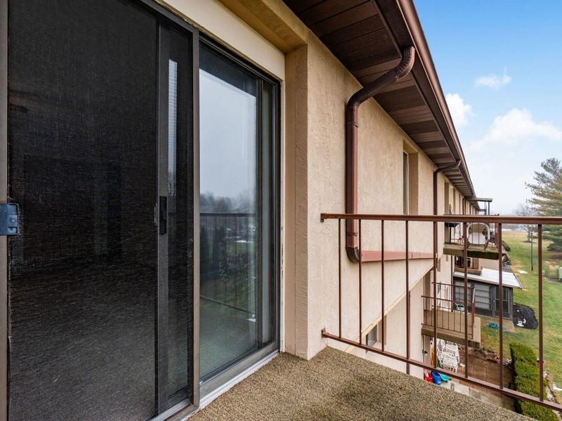 5885 Beechcroft Road , Unit 306, Columbus, OH 43229 Photo 28