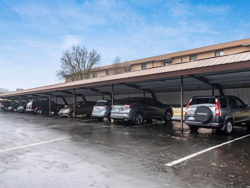 5885 Beechcroft Road , Unit 306, Columbus, OH 43229 Photo 31