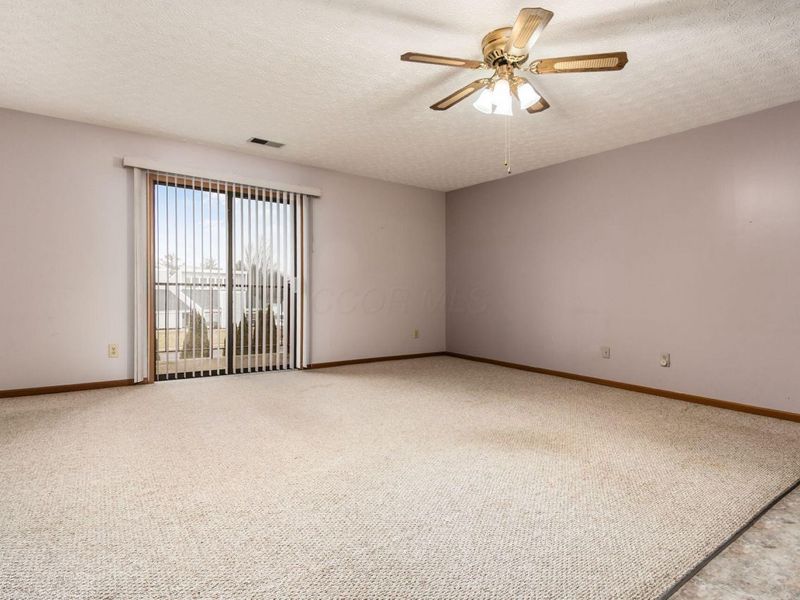 5885 Beechcroft Road , Unit 306, Columbus, OH 43229 Photo 5