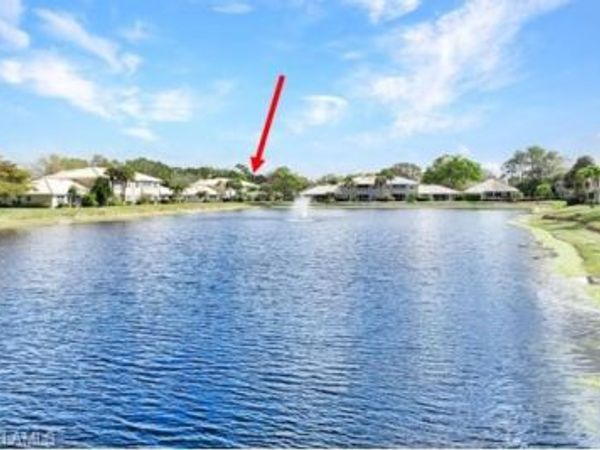 314 Emerald Bay CIR, Unit I5, NAPLES, FL 34110