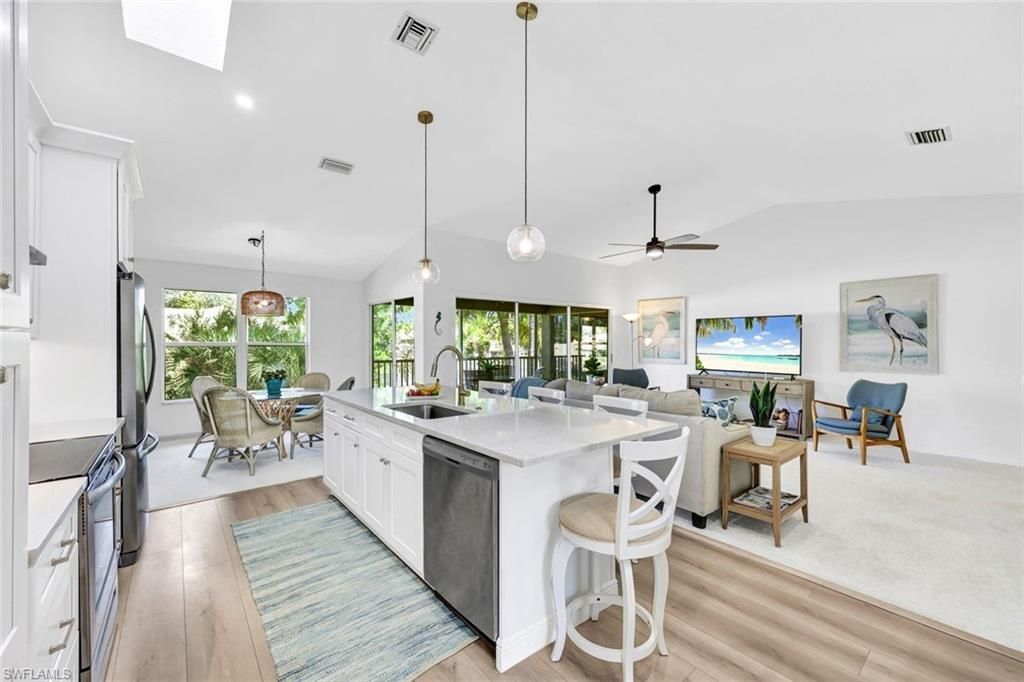 314 Emerald Bay Cir, Unit I5, Naples, FL 34110 Photo