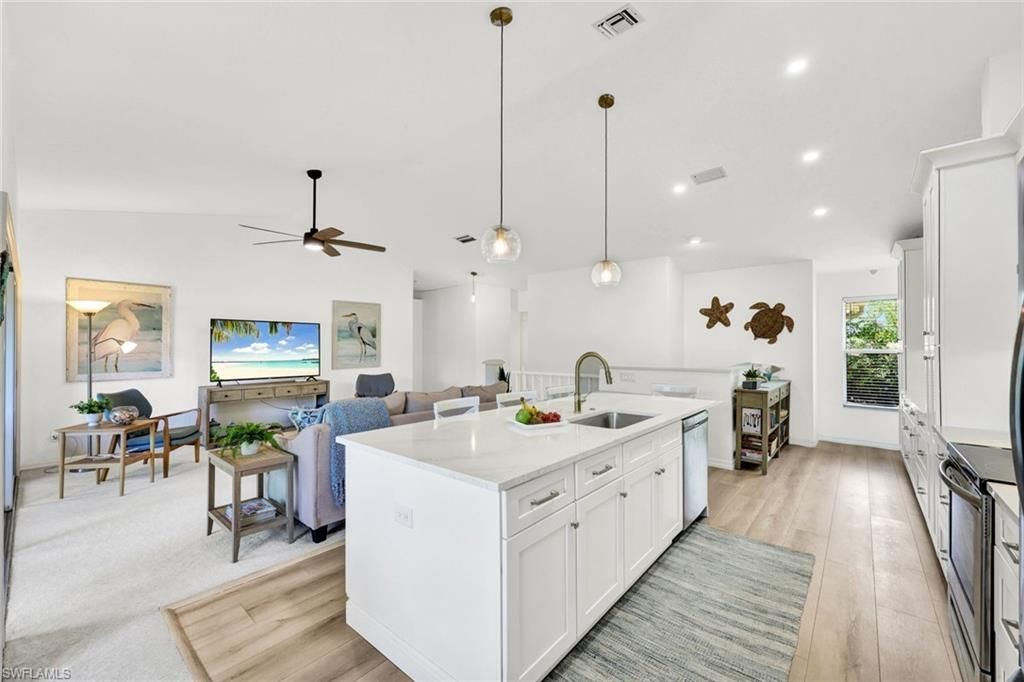 314 Emerald Bay Cir, Unit I5, Naples, FL 34110 Photo
